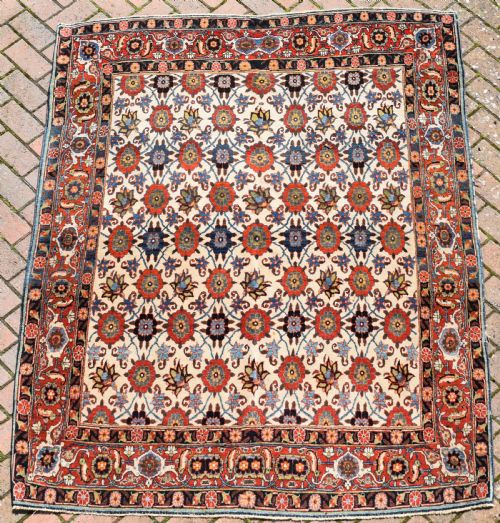 A FINE ANTIQUE VERAMIN RUG 200X153 CM - ADDITIONAL PHOTO 5