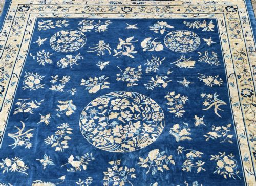 A GOOD ANTIQUE PEKING ROOMSIZE CARPET 449X349 CM - ADDITIONAL PHOTO 9