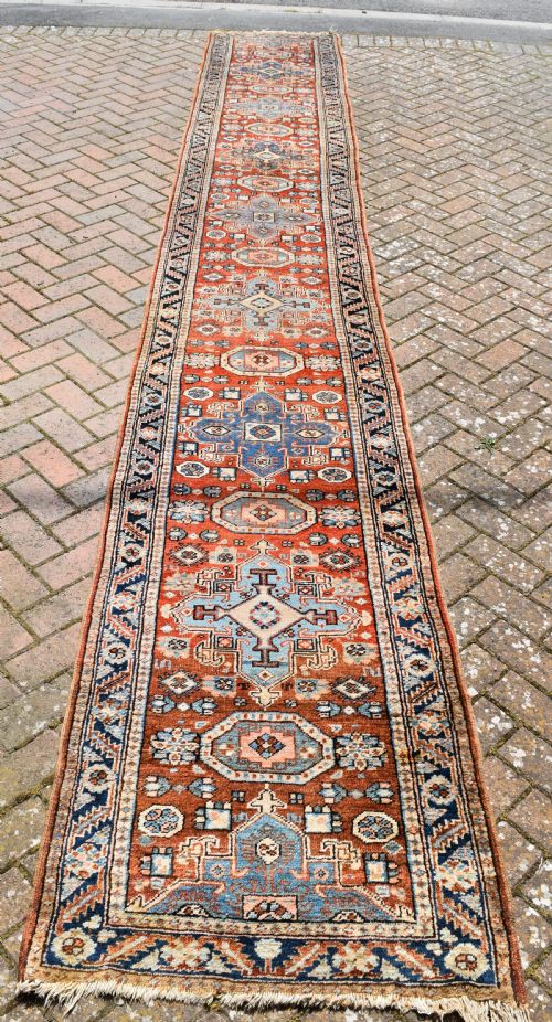 an antique heriz runner of long narrow proportions 530x80 cm - CATEGORY: ANTIQUE RUGS - DATED 1920