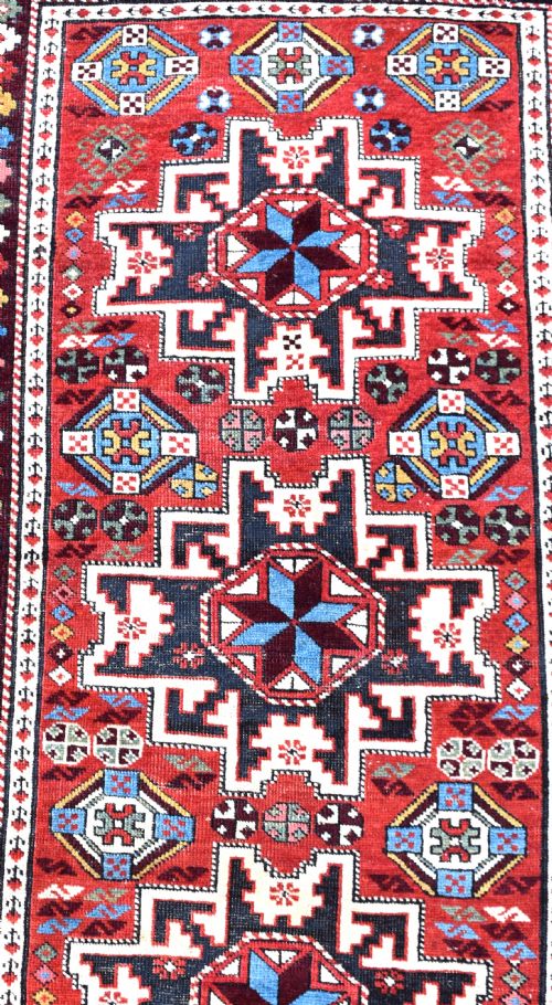 A FINE ANTIQUE CAUCASIAN LESHGI RUG 160X116 CM - ADDITIONAL PHOTO 1