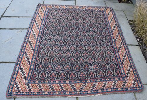 A GOOD ANTIQUE SENNEH KURD KILIM 176X146CM - ADDITIONAL PHOTO 3
