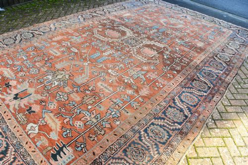 A LARGE ANTIQUE HERIZ CARPET 465X301CM - ADDITIONAL PHOTO 2