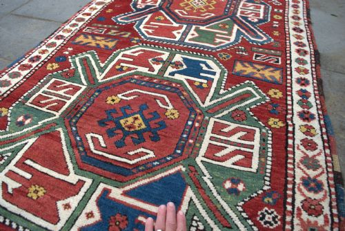 A GOOD ANTIQUE KAZAK RUG 251X98CM - ADDITIONAL PHOTO 2