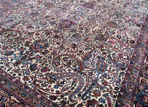 A LARGE KIRMAN CARPET 473X350CM - ADDITIONAL PHOTO 4