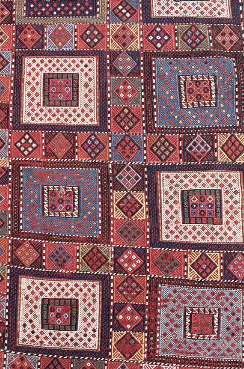 AN ANTIQUE VERNEH BROCADED KILIM 235X185CM - ADDITIONAL PHOTO 3