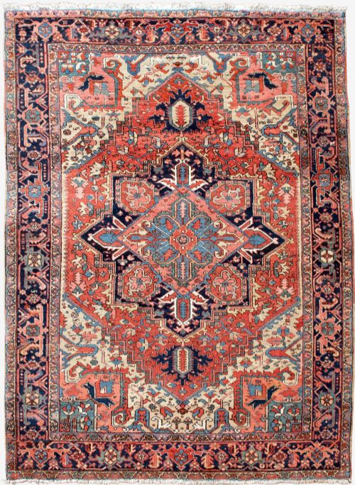 Antique Heriz Small Carpet 291x212cm