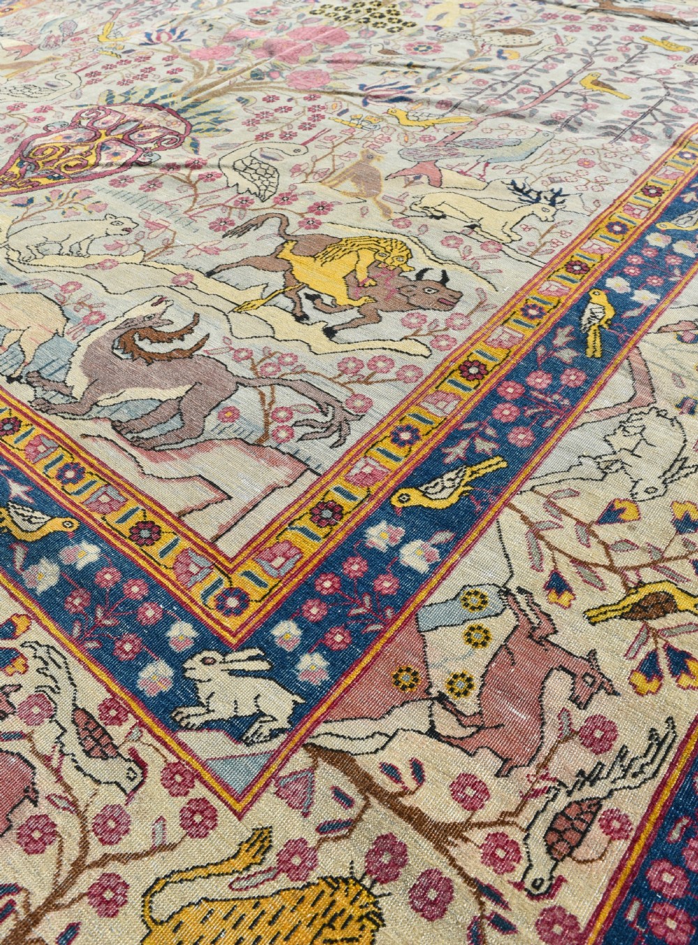 Antique Persian Tehran carpet of unusual design View V