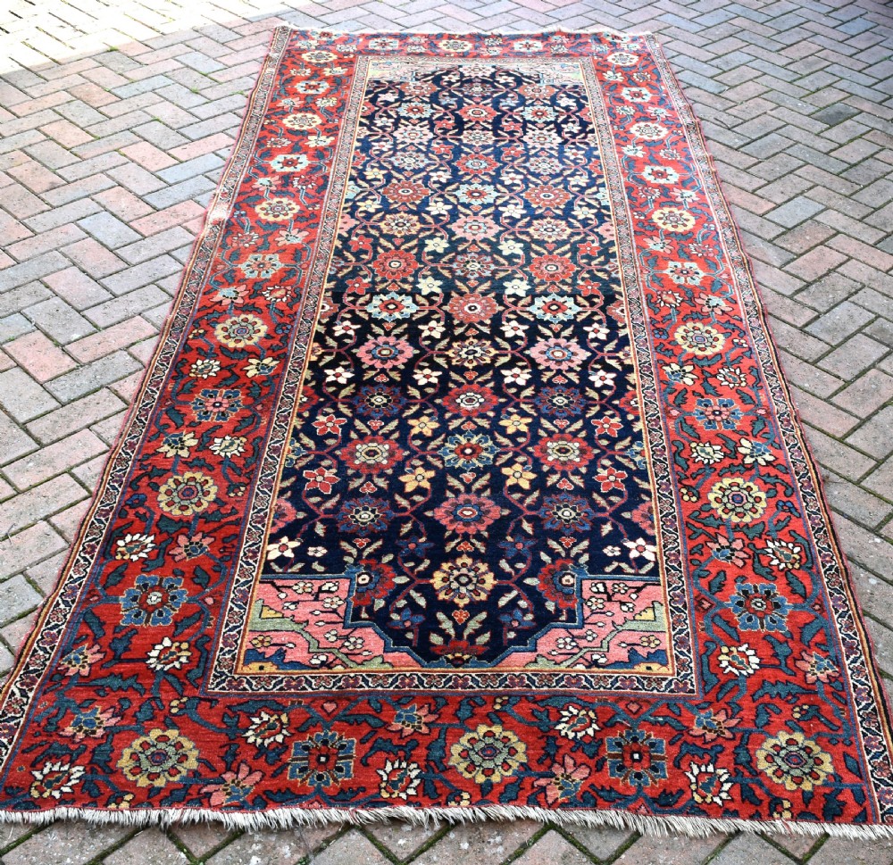 Antique Persian Bijar kelleh carpet 323x141cm
