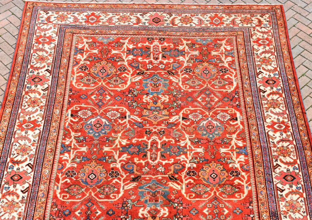 Antique Persian Mahal roomsize carpet. 377x286cm View III