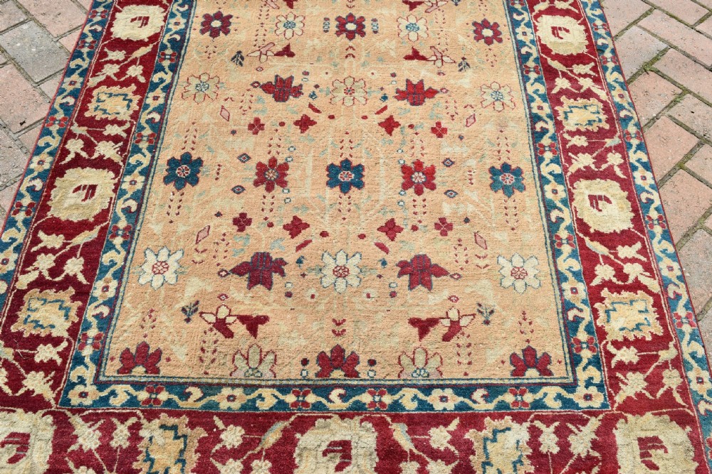 Antique Agra rug 205x108cm