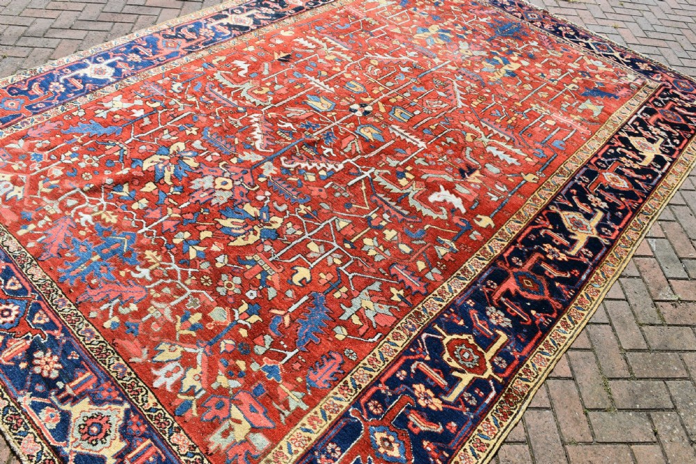 Antique Persian Heriz carpet 348x240cm View IV