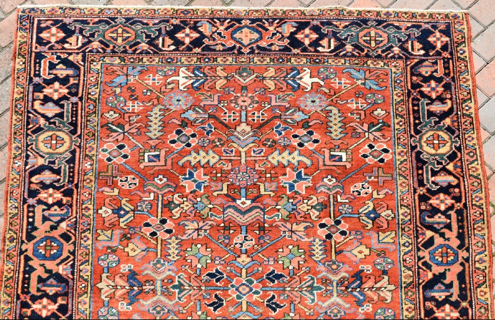 Antique Heriz small carpet 216x157cm View III