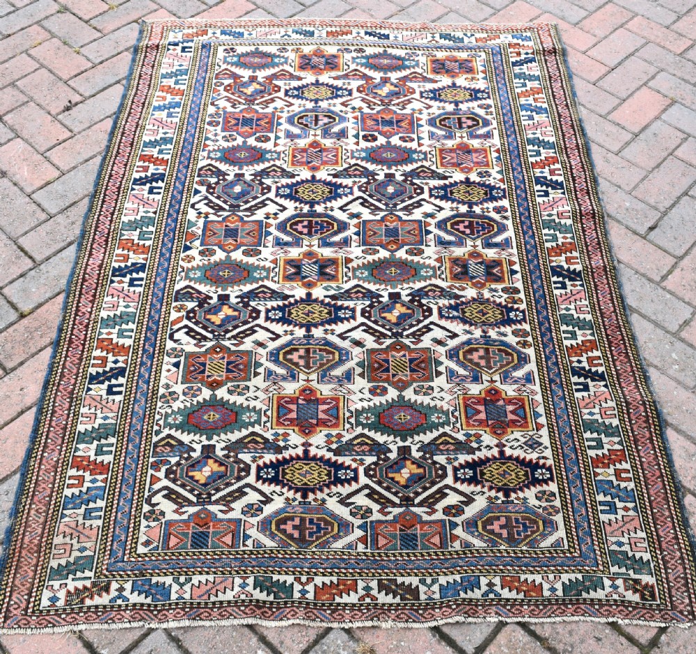 Antique Caucasian Kuba rug 169x119