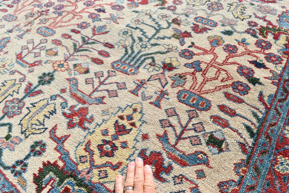 Antique Mahal carpet 346x260cm View II