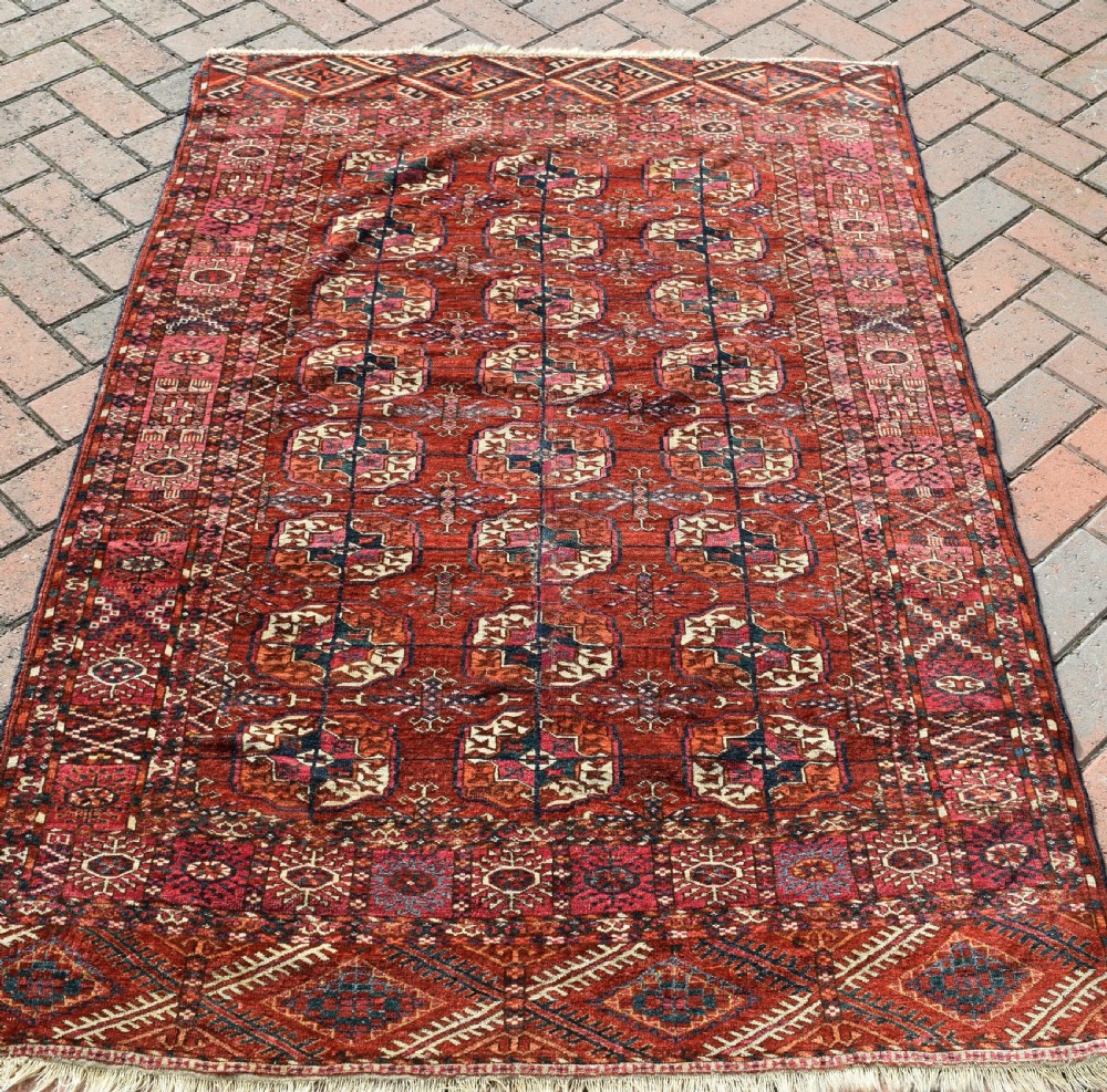 Fine antique Tekke Turkman rug 167x110cm