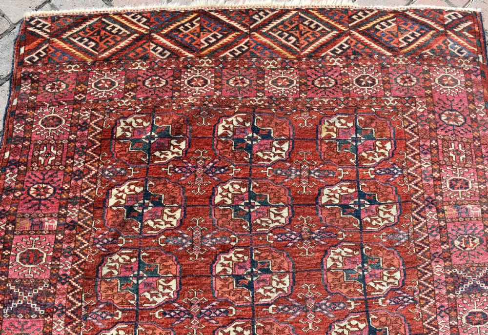 Fine antique Tekke Turkman rug 167x110cm View IV
