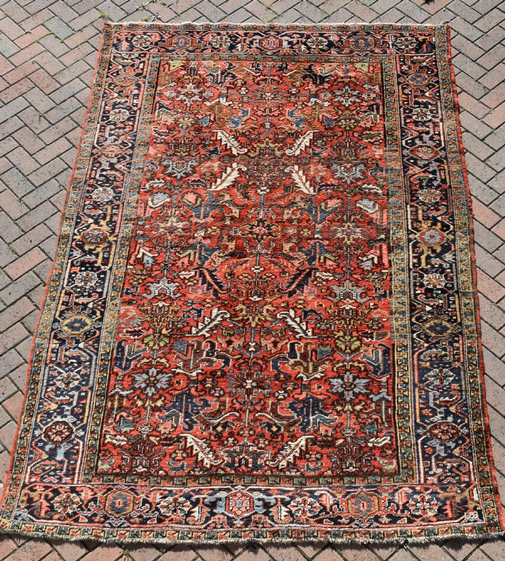 Old Heriz Carpet with all over design 294x194cm