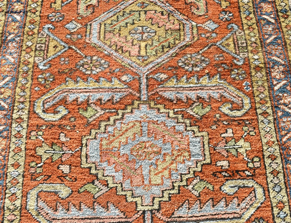 Antique Heriz rug 179x93cm View III