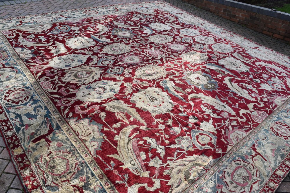 Antique Agra carpet 420x382cm View VIII