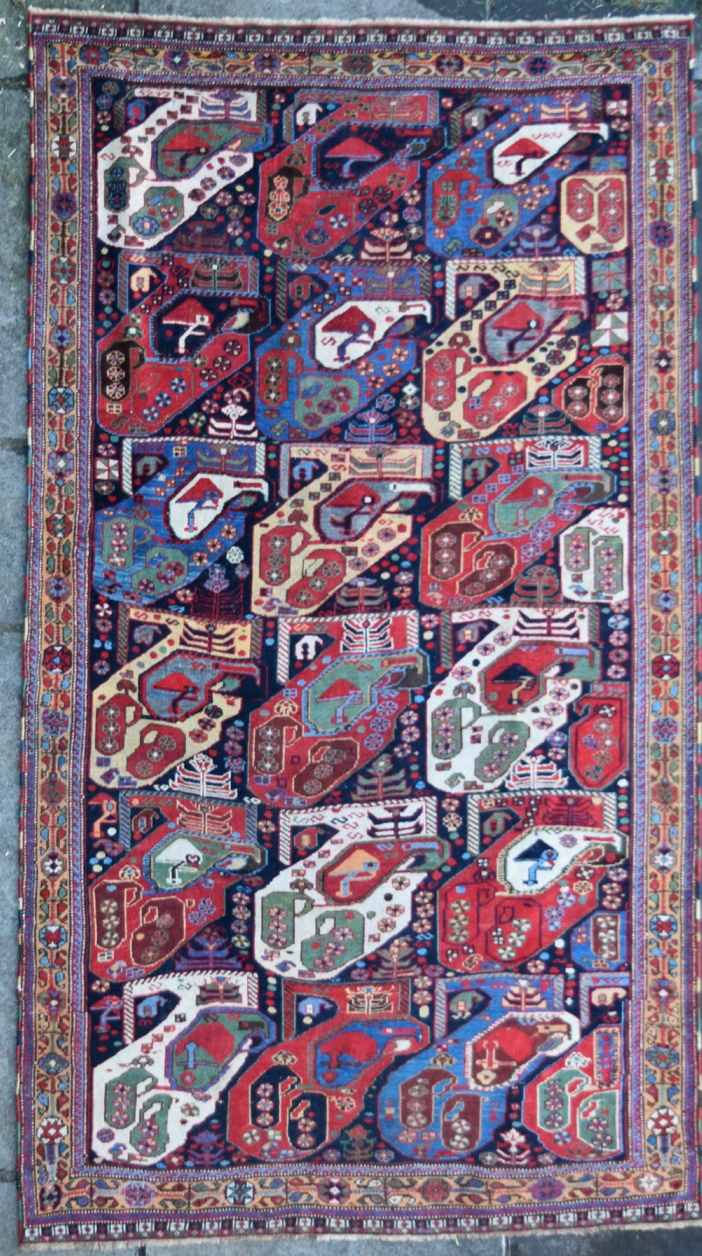 Fine antique Khamseh tribal rug 206x104cm