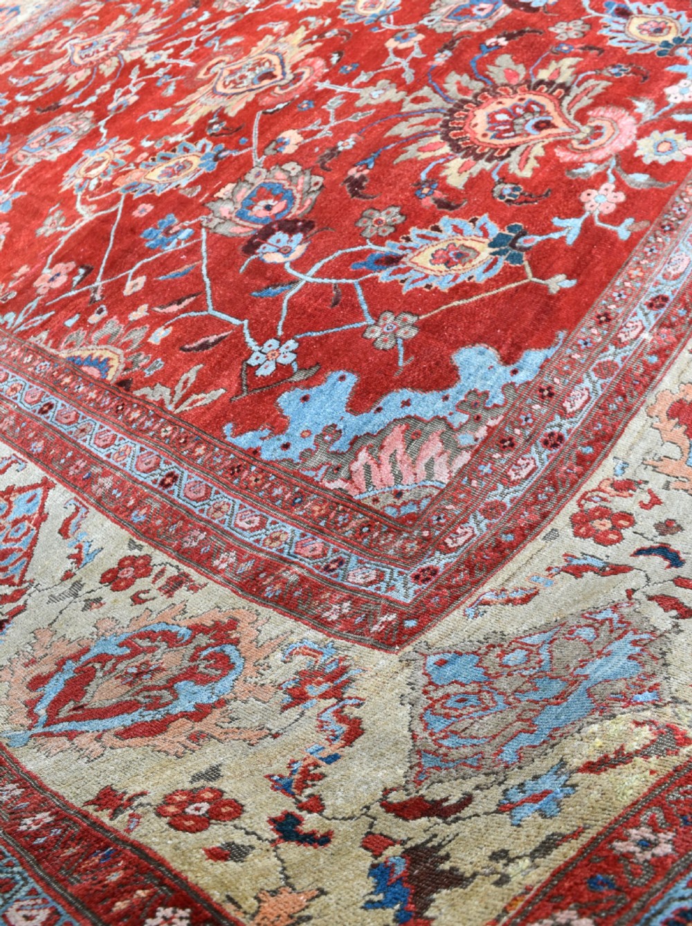 Antique Ziegler carpet 400x380cm View IV