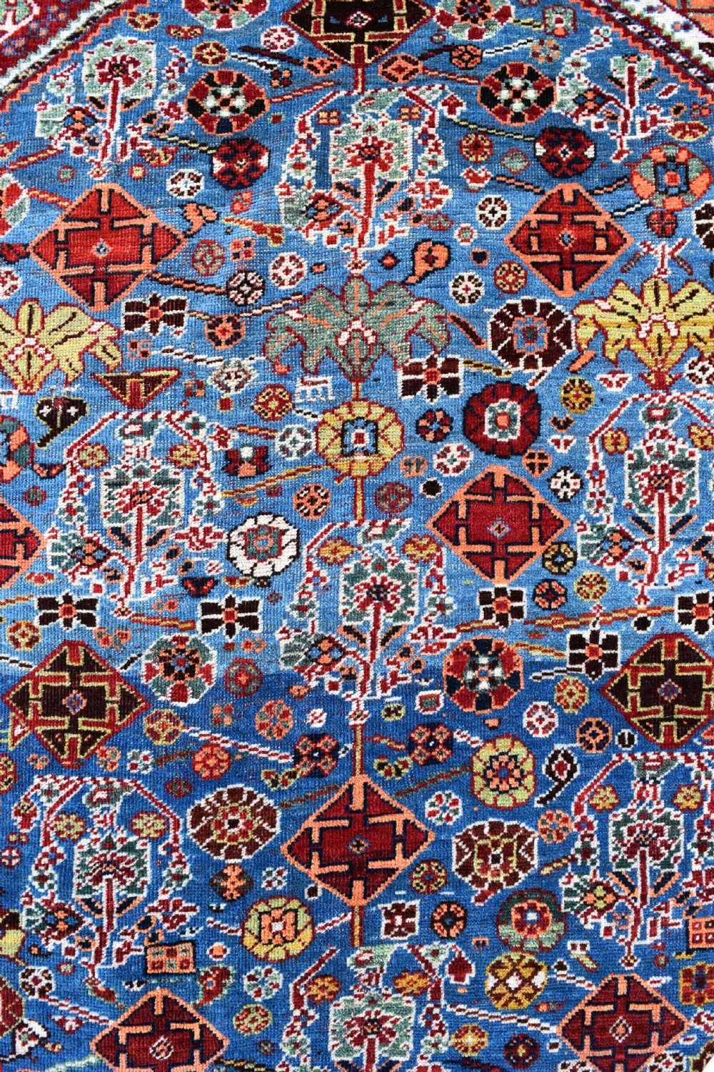 Antique qasgai tribal rug 207x131cm View III