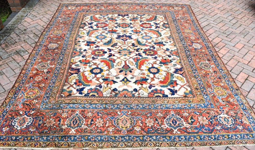 Antique Ivory ground Ferahan carpet 307x250cm View II