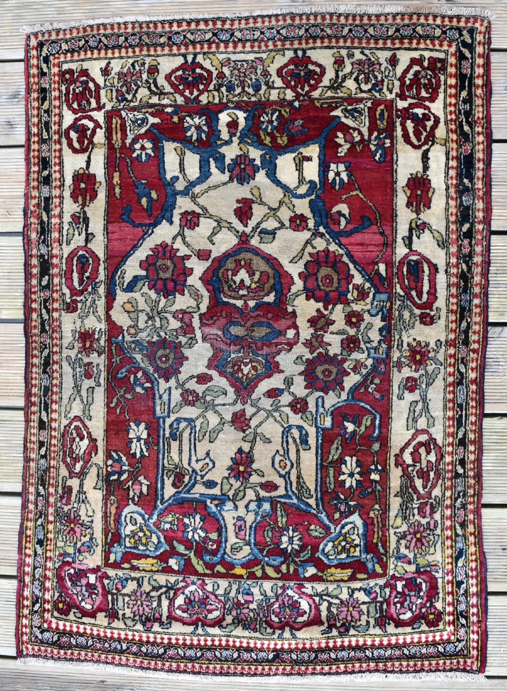 Isfahan rug (one of a pair) 115x80cm