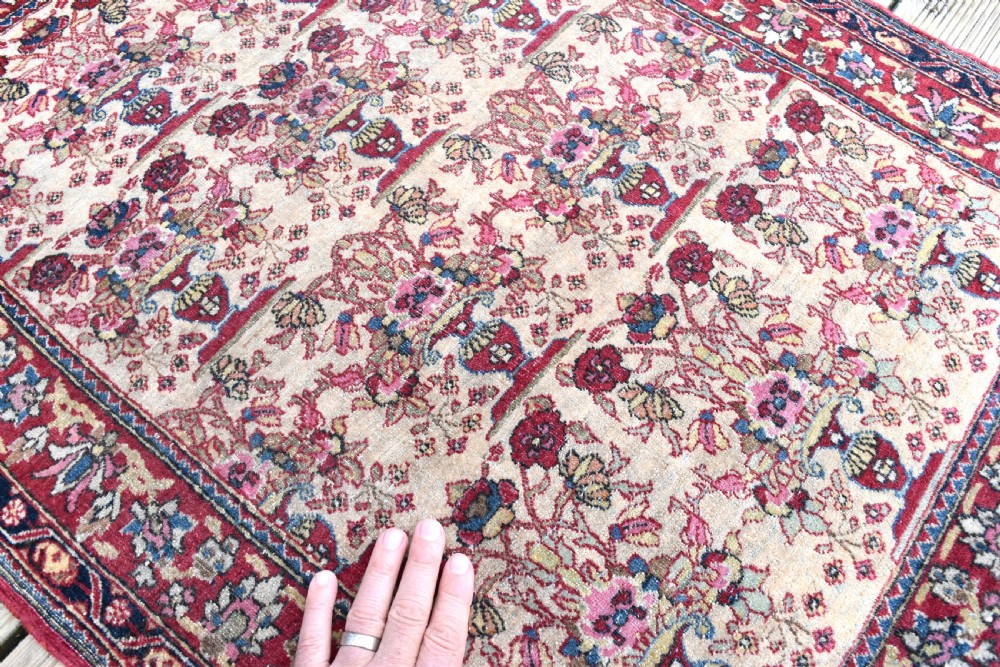 Isfahan rug (one of a pair) 85x76 cm View II