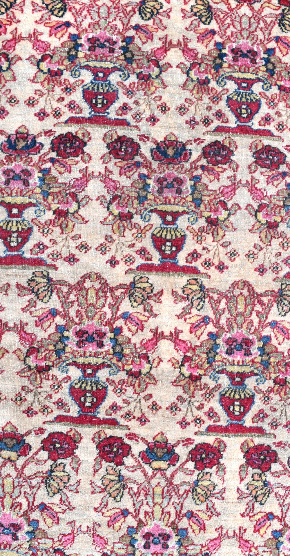 Isfahan rug (one of a pair) 85x76 cm View V