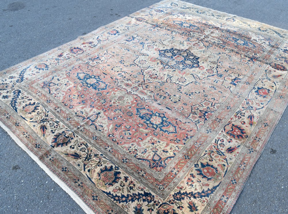 Antique Moteshem Kashan carpet 313x231 cm View II
