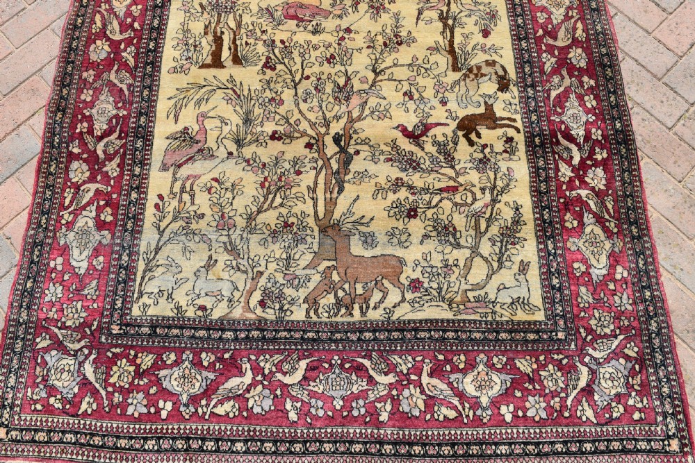 Antique Isfahan prayer rug 215x140cm View VIII