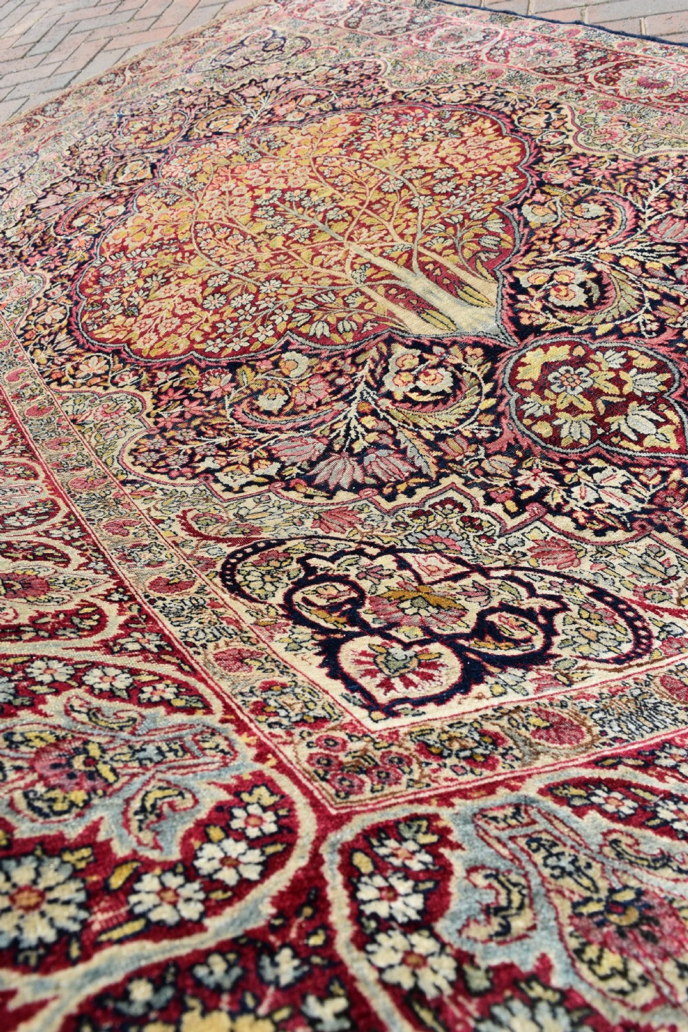 Antique Lavar Kirman rug 219x149 cm View V