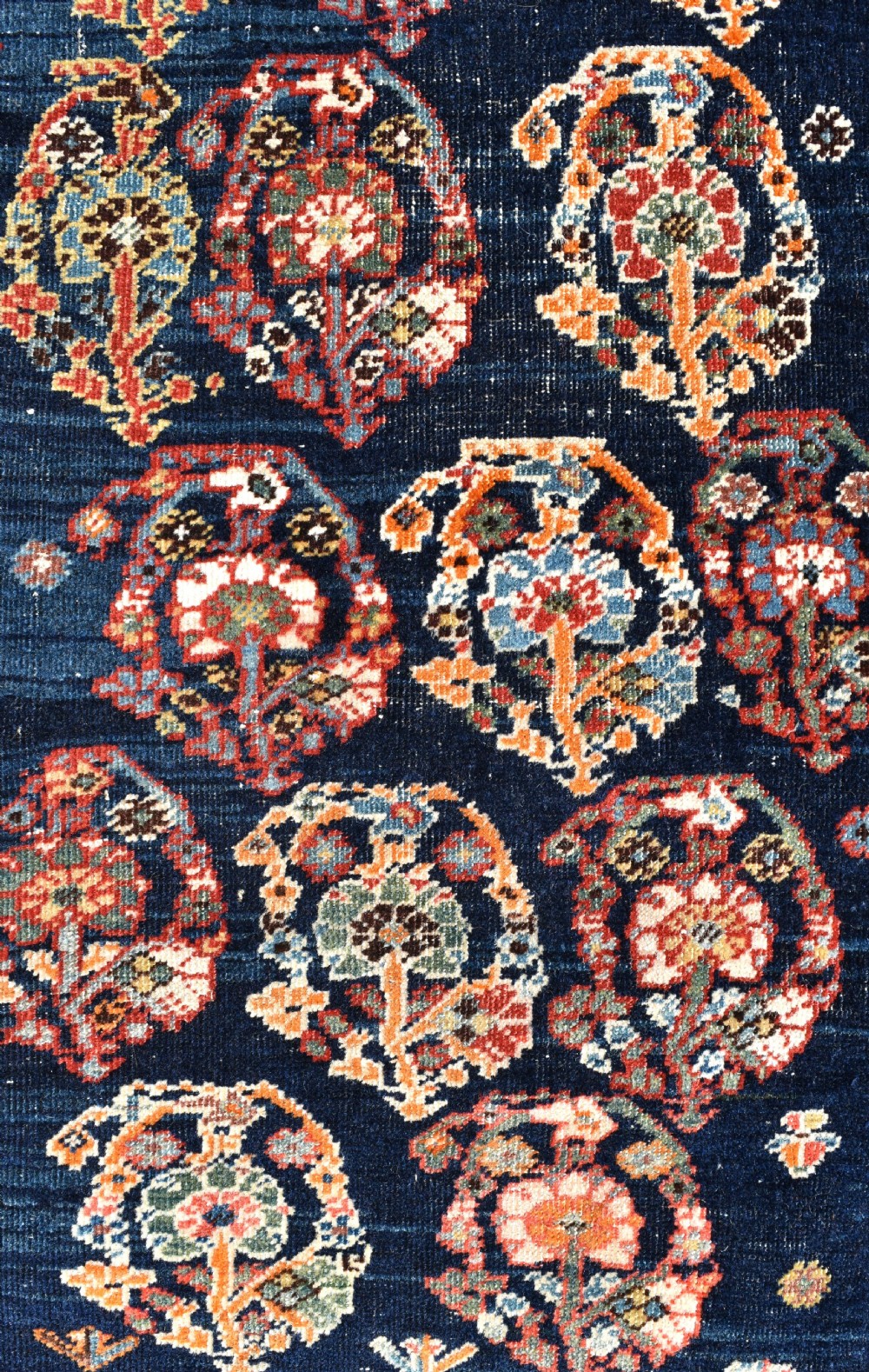 Antique Qasgai small rug 128x94 cm View II
