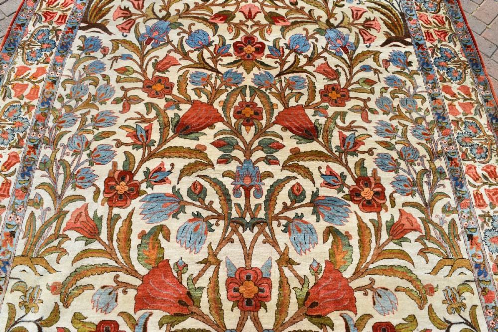 Beautiful old Qum carpet 309x220 cm View III