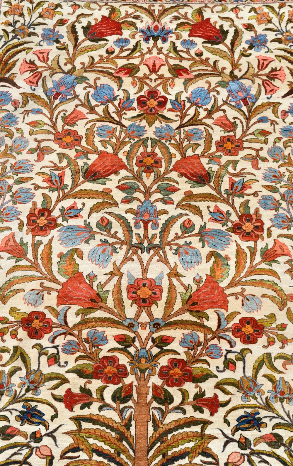 Beautiful old Qum carpet 309x220 cm View XII