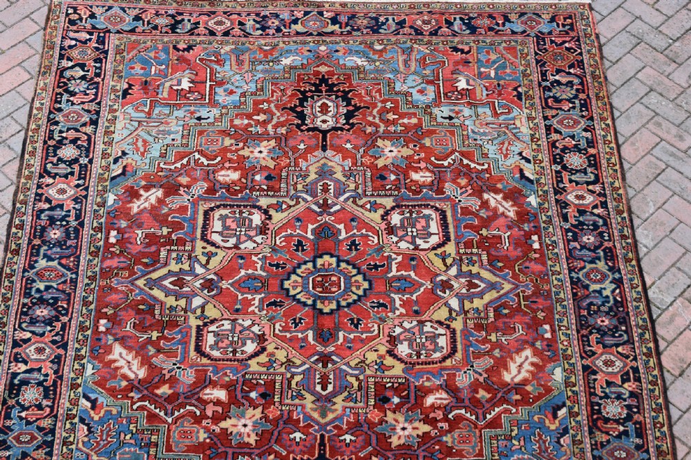 Antique Heriz small carpet 300x233 cm View VI