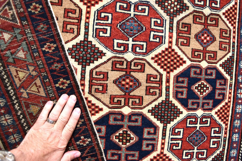 A fine and rare Caucasian Moghan prayer rug 160x91 cm View IV