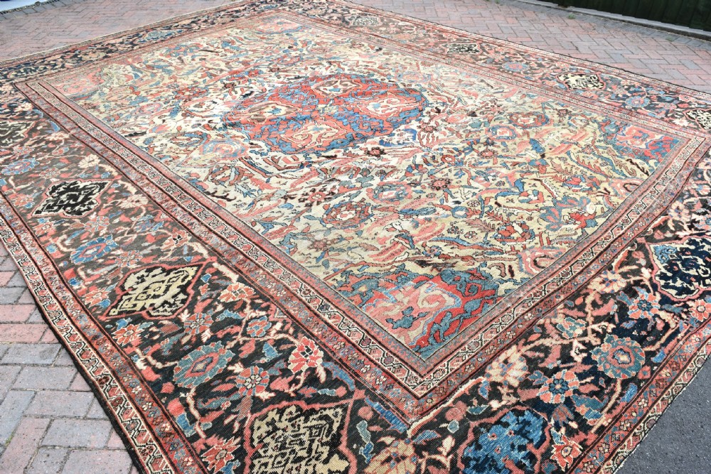oversize antique Ferahan carpet 490x377 cm View V