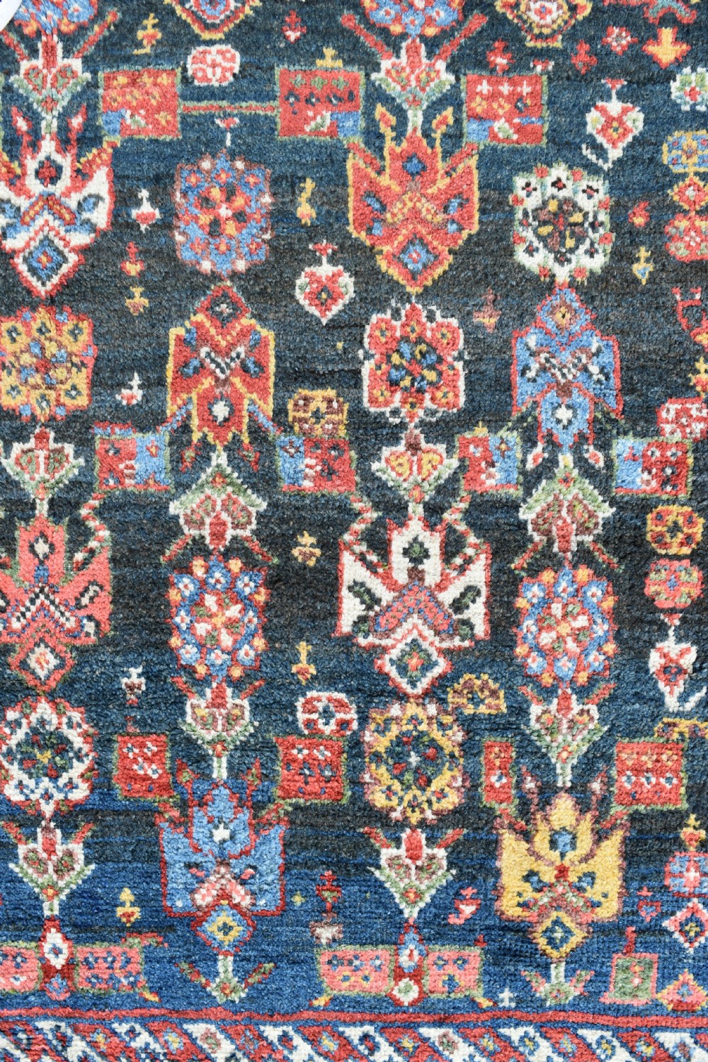 An Old Mahal carpet 253x179 cm View II