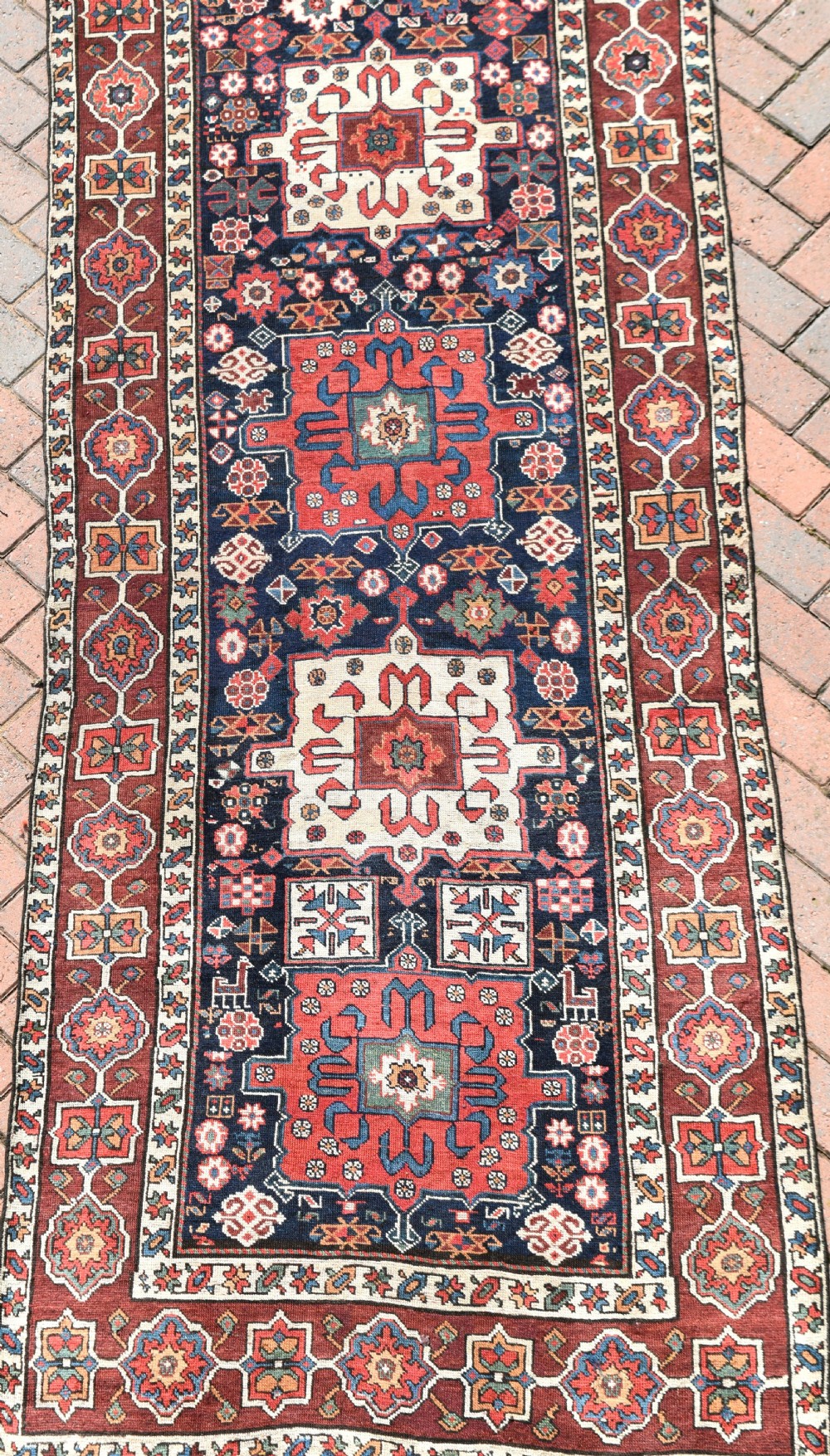 Early Karaja runner 405x106 cm View III