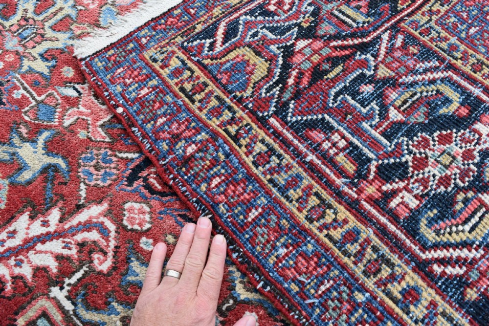 Old Heriz carpet 298x232cm View III
