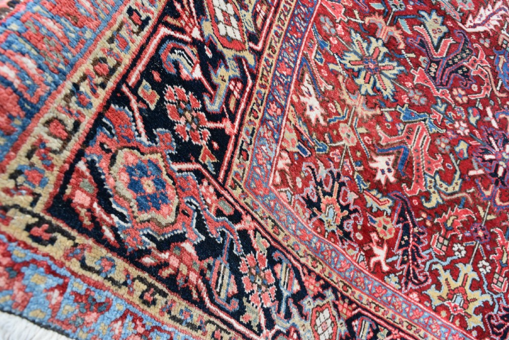 Old Heriz carpet 298x232cm View IV