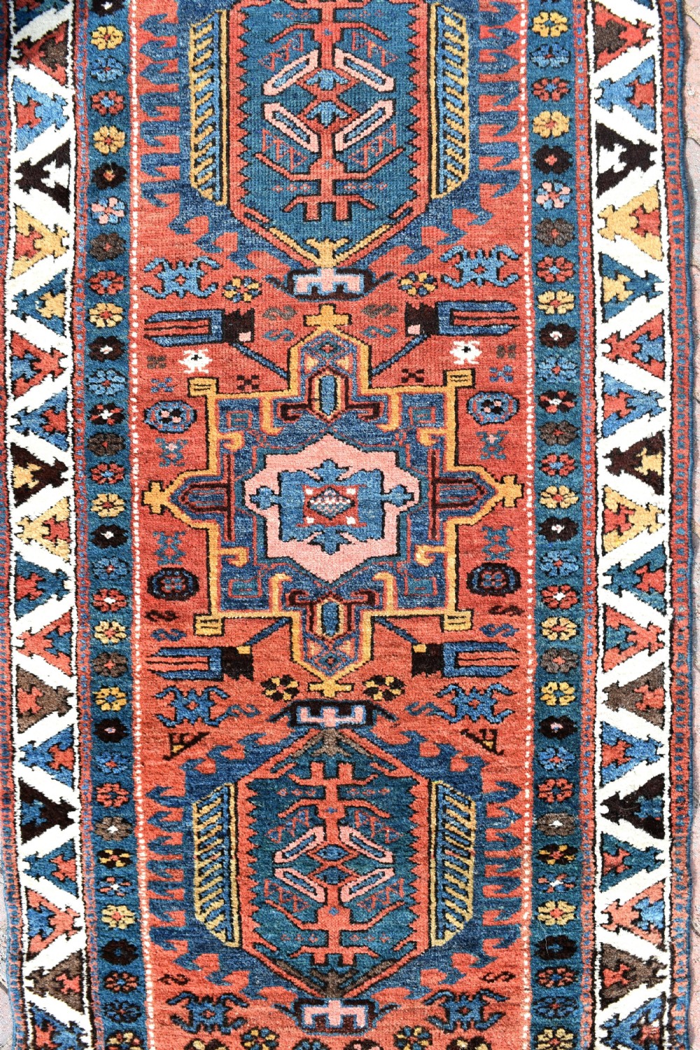 Antique Heriz narrow runner  330x77cm View IV