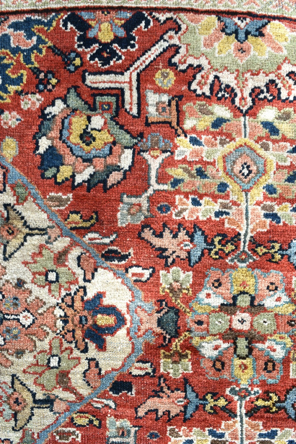 Old Mahal small carpet 313 x 200 cm View IV