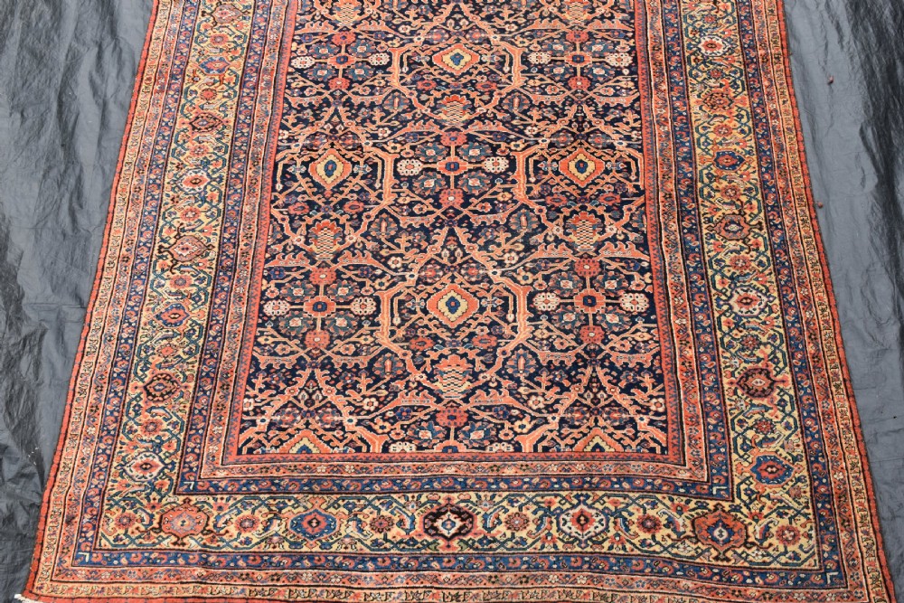 Antique Ferahan carpet 404x307 cm View III