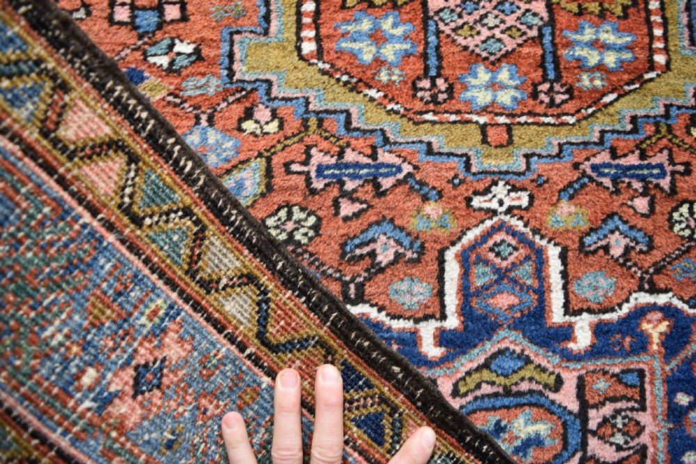 Antique Heriz small rug 137x109cm View II