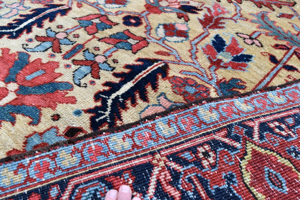 Antique Small format Heriz carpet 293x187cm View VI