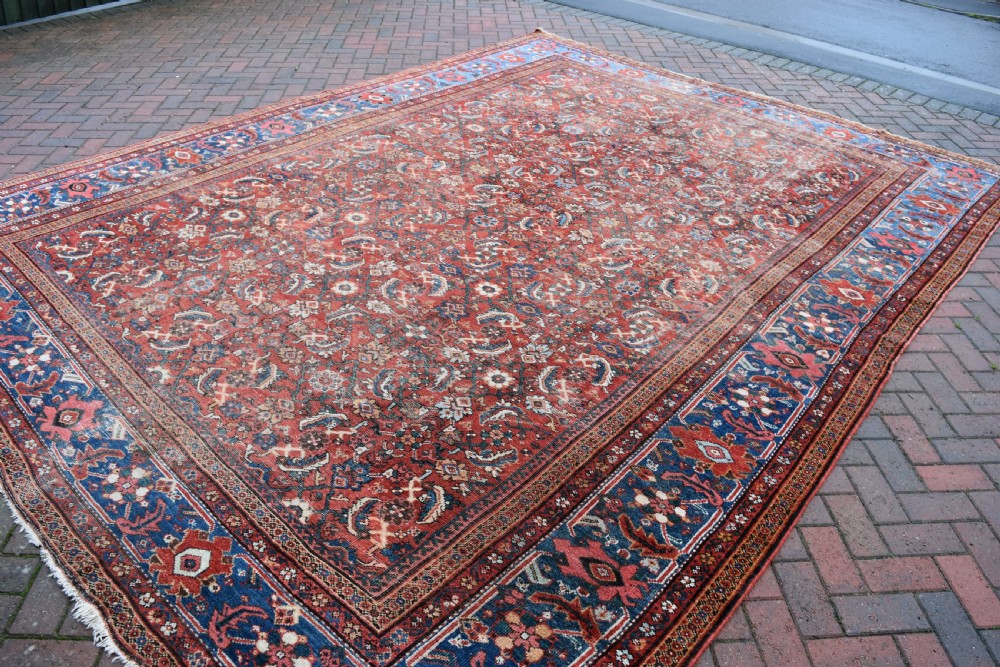 Antique Mahal carpet 409x319cm View III
