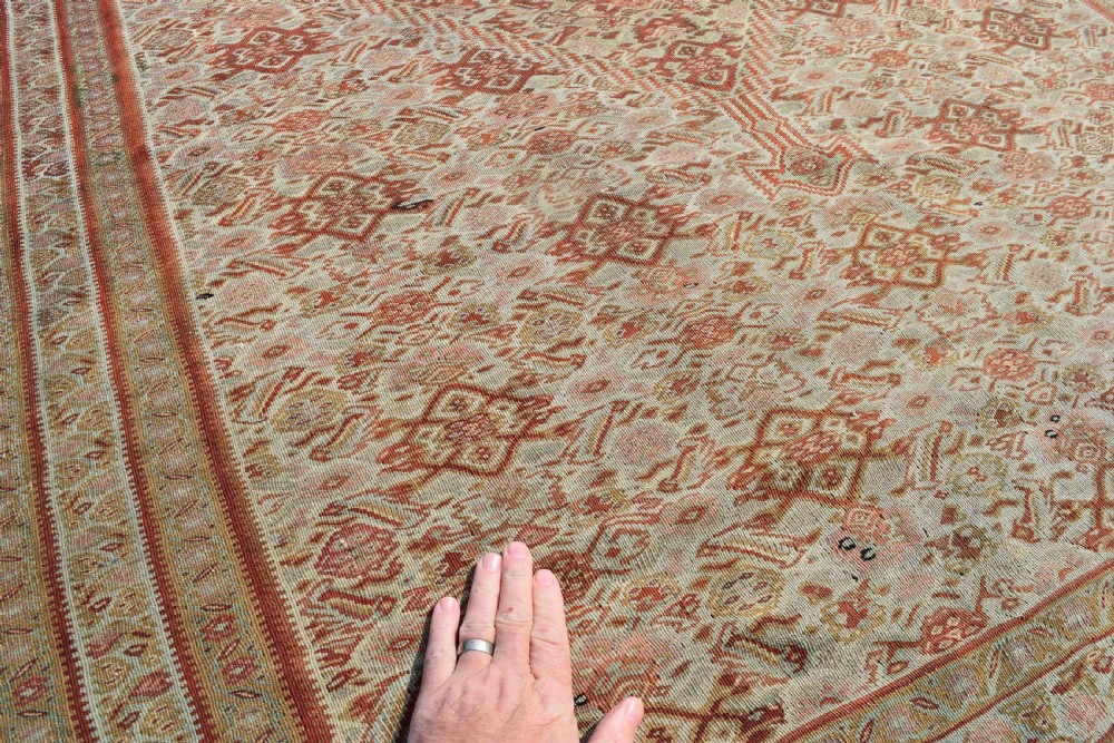 A very fine antique Senneh kilim 192x130cm View IV